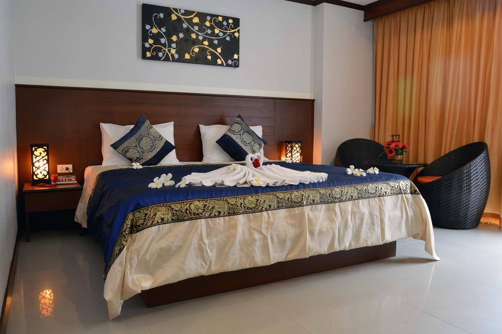 Sharaya Patong Hotel Eksteriør bilde