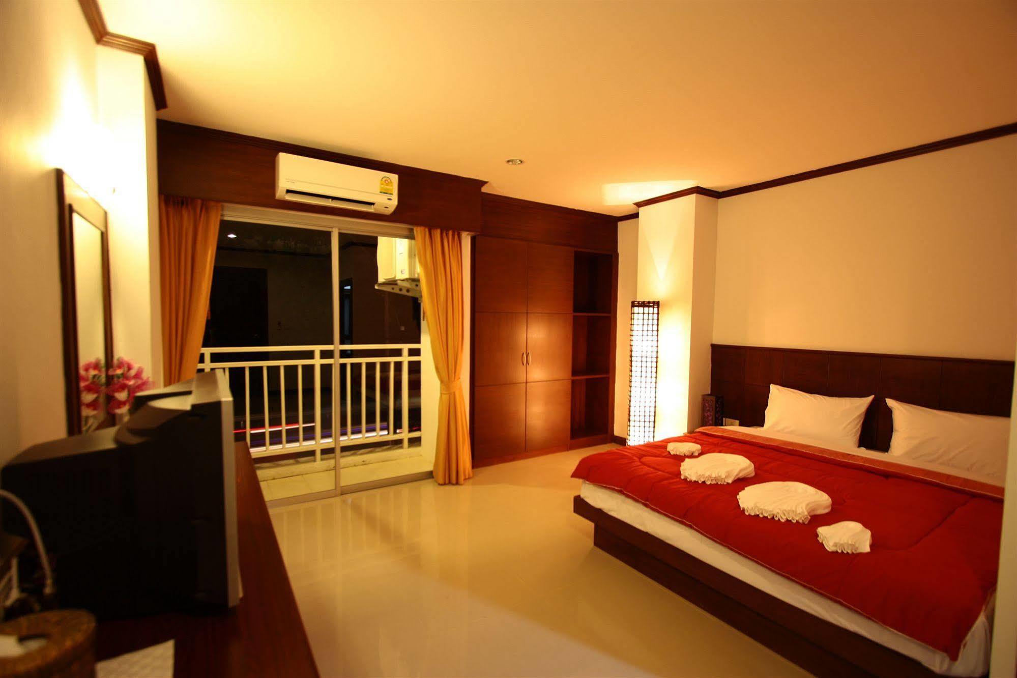 Sharaya Patong Hotel Eksteriør bilde