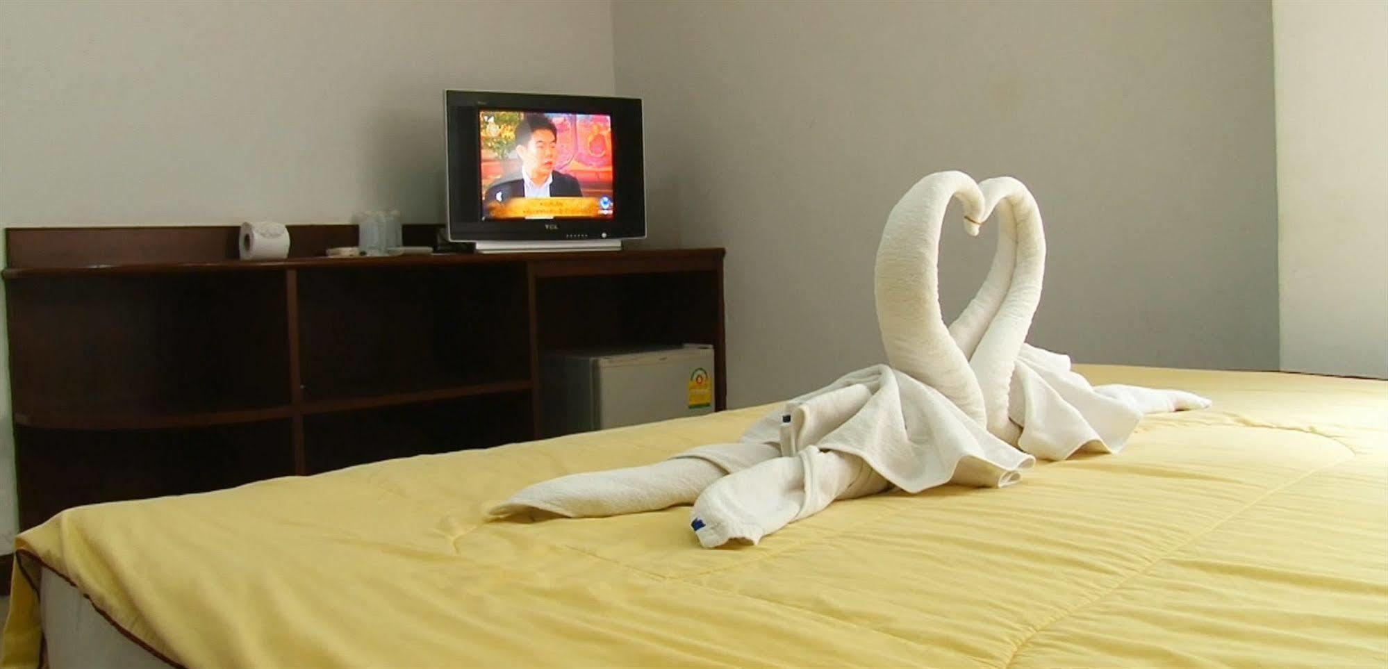 Sharaya Patong Hotel Eksteriør bilde